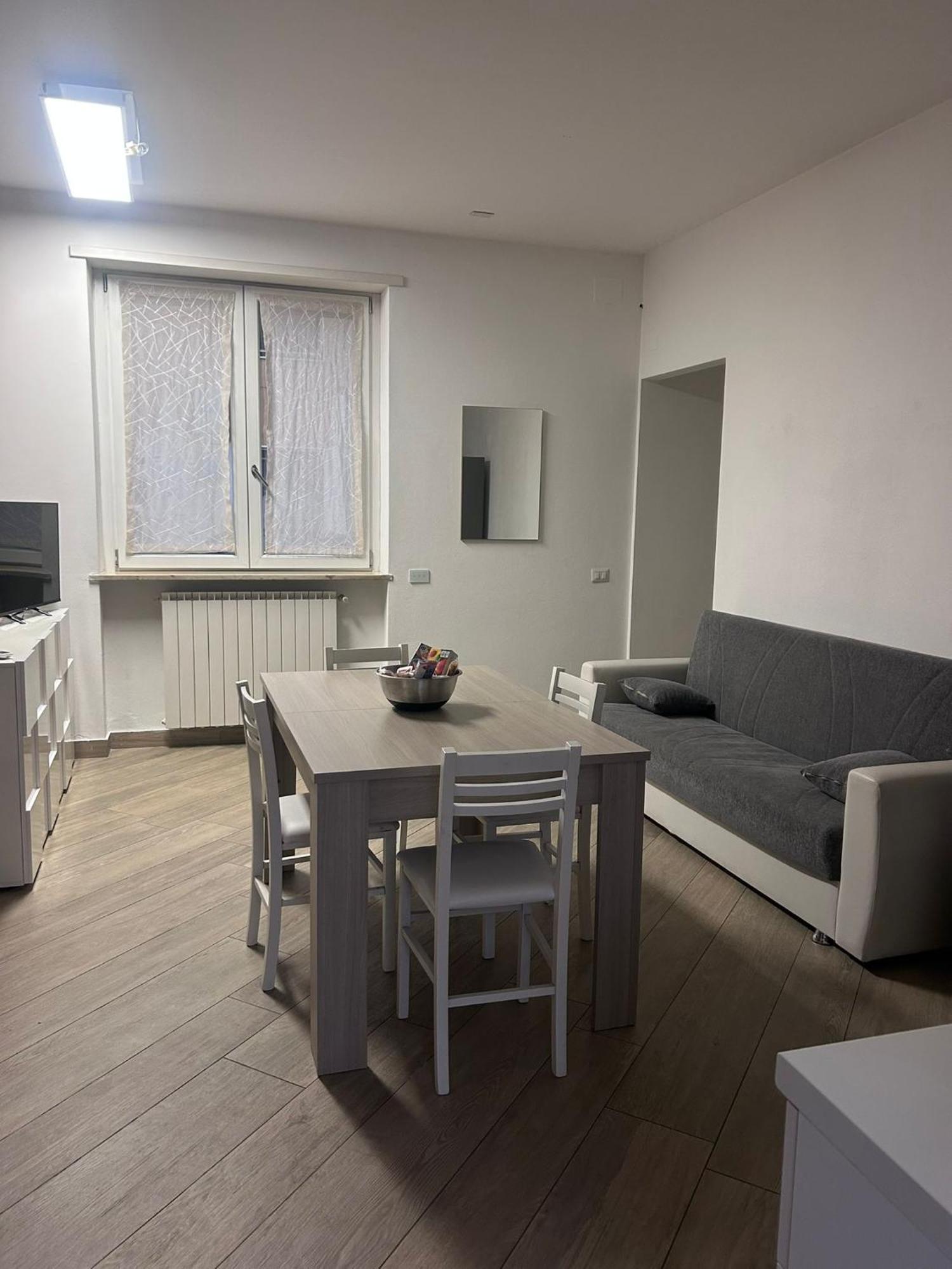 Azzurra House Treno Milano Daire Santo Stefano Ticino Dış mekan fotoğraf
